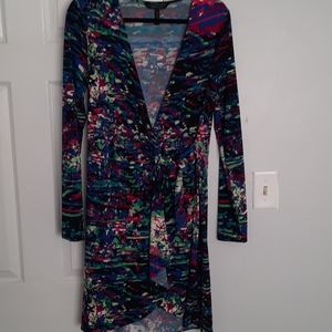 BcbgMaxAzria Long sleeved Printed Wrap Tie Dress